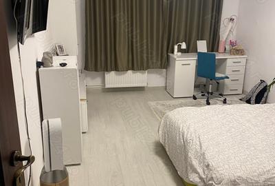 Apartament cu 3 camere în Central - 1