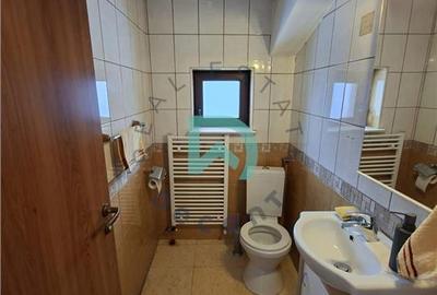 Birou, de 240 mp, în Calea București - 31