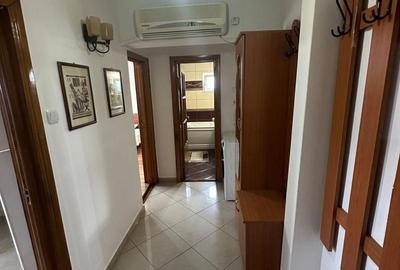 Apartament cu 2 camere decomandat, mobilat în Faleza Nord