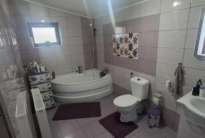 Casă cu Teren 408 Mp în Izvoru (Vânătorii Mici) - 3