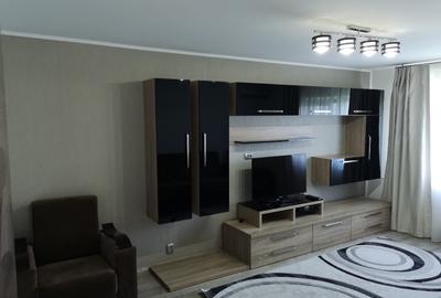 Apartament cu 2 camere decomandat în Băneasa