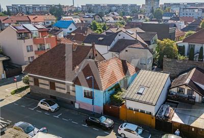 Vanzare casa cu 3 camere, singur in curte - Piata de Miercuri - 15