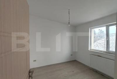 Casă cu 4 camere cu Teren 150 Mp în Central