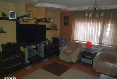 Casă cu 4 camere cu Teren 200 Mp în Central - 5