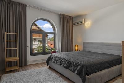 Vila unifamiliala eleganta, cu garaj si curte proprie, Uverturii / Lacul Morii - 16