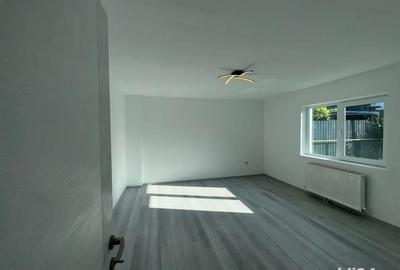 Casă cu 3 camere în Roman - 6