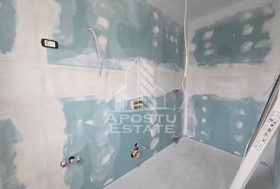 Jumatate de duplex pe parter cu 3 camere si 2 bai, Sag - 13