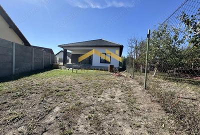 Casă cu 3 camere cu Canalizare în Utvin - 4