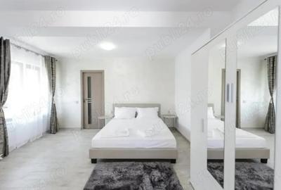 Casă cu 6 camere cu Teren 550 Mp în Eforie - 1