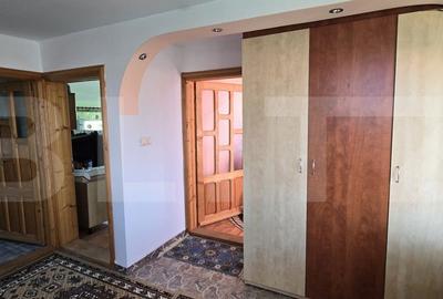 Casă cu 6 camere cu Teren 624 Mp în Cârcea - 8