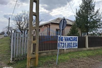 Casă cu 4 camere în Central - 1