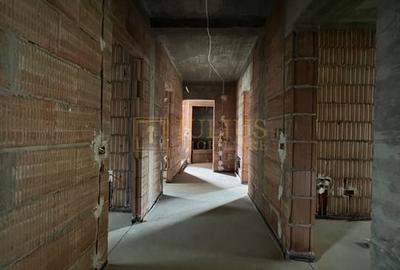 Casa zona Lunei, 5 camere + 3 bai, centrala proprie, prima inchiriere - 38