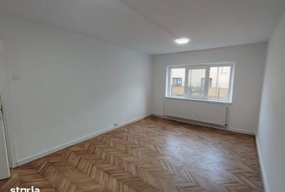 Apartament cu 3 camere în Central - 5