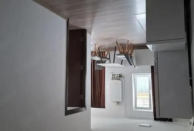 Apartament cu 3 camere semidecomandat în Central - 3