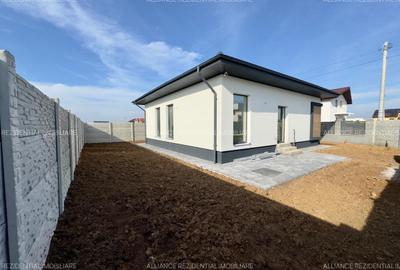 Casă individuală || 3 Dormitoare || 2 Băi || Incalzire pardoseala | Teren 370 mp - 3