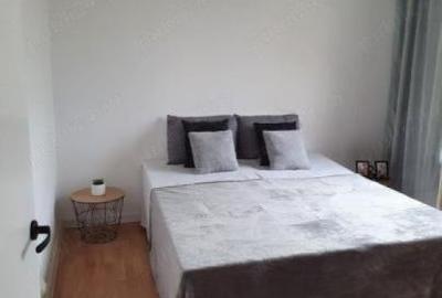 De vanzare apartament 3 camere/ Teiul Doamnei - 1
