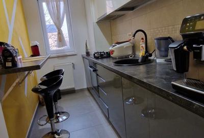 Apartament cu 3 camere decomandat, mobilat în Sălăjan - 1
