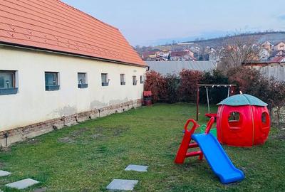 Casă cu 3 camere cu Teren 701 Mp în Șura Mare - 1