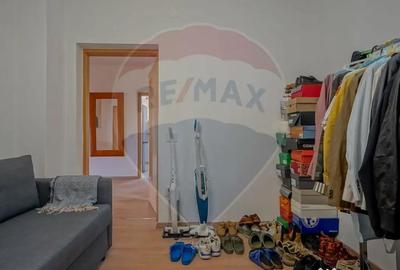 Apartament cu 3 camere decomandat, mobilat în Brașovul Vechi - 12