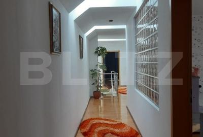 Casa mobilata lux, cu 4 camere in Sacele - Brasov - 13