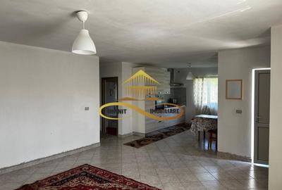 Casă individuală cu 3 camere cu Canalizare în Secuieni - 8