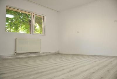 Complet renovat, totul nou! Vanzare apart cu 2 cam Targoviste - zona foarte buna - 3