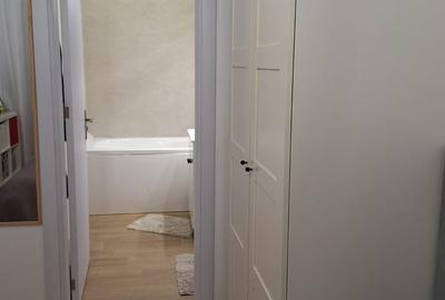 Apartament cu 3 camere decomandat în Titan - 1
