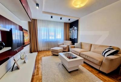 Apartament cu 3 camere decomandat în Central