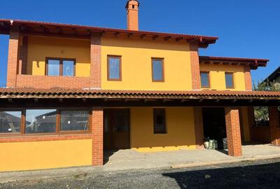 Casă cu 5 camere cu Teren 724 Mp în Sânandrei - 2