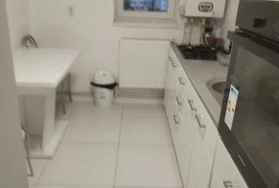 Vand urgent apartament 2 camere decomandate micro 17 - 1