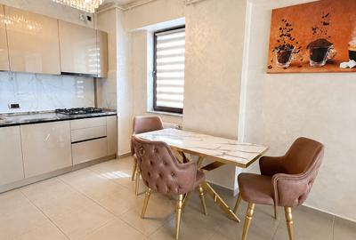 Apartament cu 3 camere decomandat, mobilat în 13 Decembrie - 12