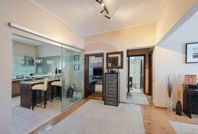 Apartament cu 4 camere decomandat, mobilat în Europa - 1