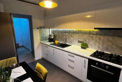 Apartament 3 camere decomandate, 2 bai, etajul 1, zona strazii Bucuresti - 3