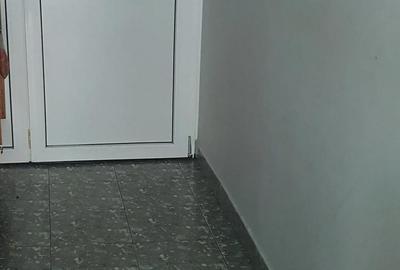 Spațiu comercial, de 44 mp, în Central - 3