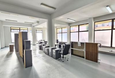 Spatiu comercial cu vitrina, ideal magazin, cabinete medicale, Marasti - 1