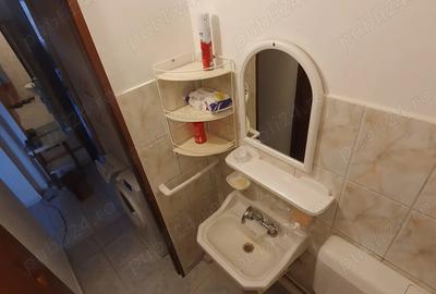 Apartament 3 camere de inchiriat decomandat, etaj 4 4 - 2