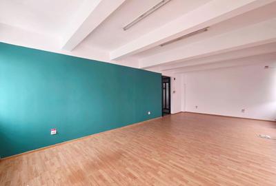 Spațiu comercial, de 38 mp, în Primăverii