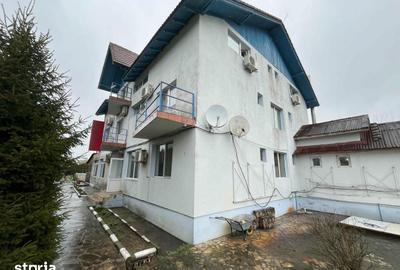 Casă cu 9 camere cu Teren 2035 Mp în Maliuc - 1