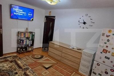 Apartament de vanzare, cu 2 camere, 34 mp, mobilat-utilat, zona 9 mai - 2