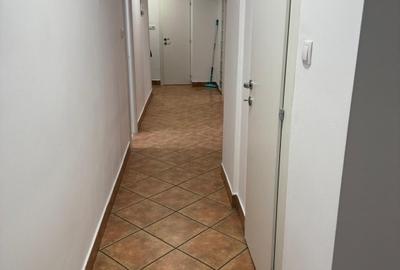 Apartament cu 4 camere decomandat în Iancului - 10