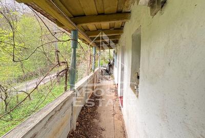 Casă cu 2 camere cu Teren 725 Mp în Central - 5