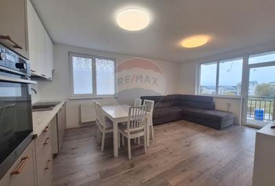 Apartament nou, de vanzare 3 camere 2 bai, et 1 - 2