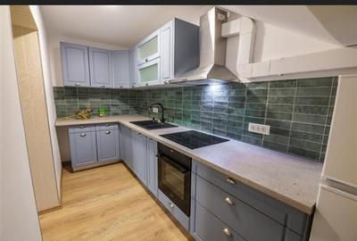 Apartament cu 2 camere decomandat în Schei - 14