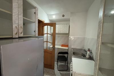Garsonieră decomandată în Uiești - 6