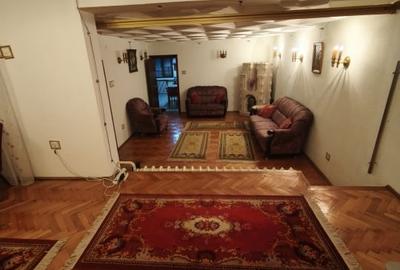 De inchiriat: casa spatioasa cu terasa si garaj – Domenii - 8