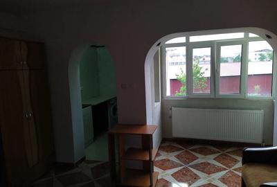 Inchiriez garsoniera - 1