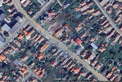 Casă cu 8 camere cu Teren 946 Mp în Central - 3