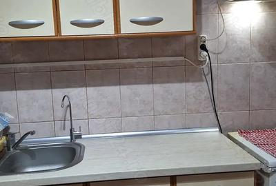 Apartament cu 3 camere decomandat în Sărari - 8