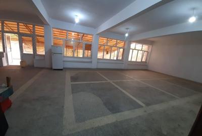 Spațiu comercial, de 1,390 mp, în Exterior Vest - 1