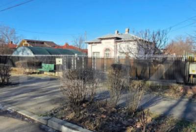 Casă cu 4 camere cu Teren 809 Mp în Central - 4